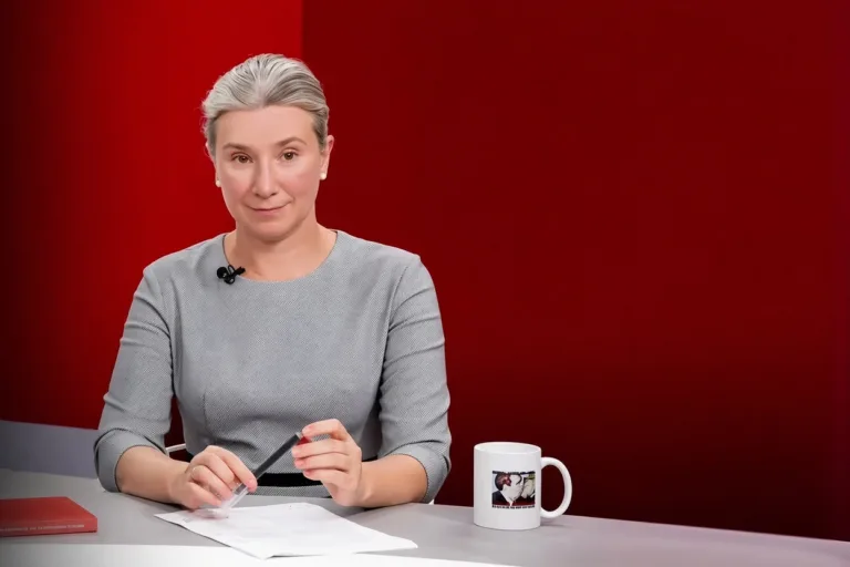 Екатерина Шульман в Милане: «Что происходит с работой в XXI веке»