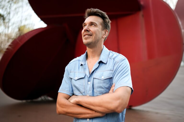 Афиша концерта Михаил Зыгарь в Берлине с камерной лекцией &laquo;Как нужно переписать историю России. И зачем?&raquo; в 2026 году